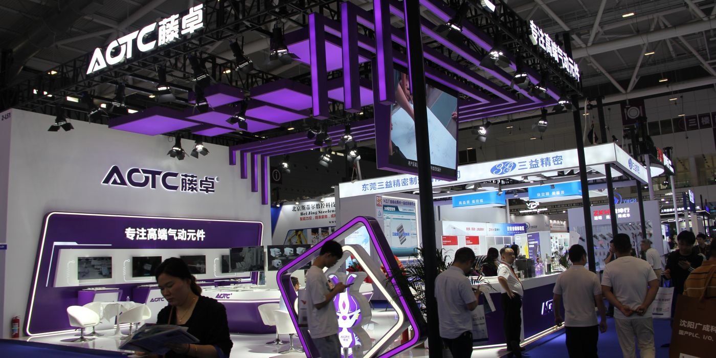 深圳展会搭建服务公司选择指南：如何找到值得信赖的合作伙伴